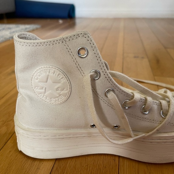 Converse Women's Cream High-Top Sneakers - Picture 3 of 4